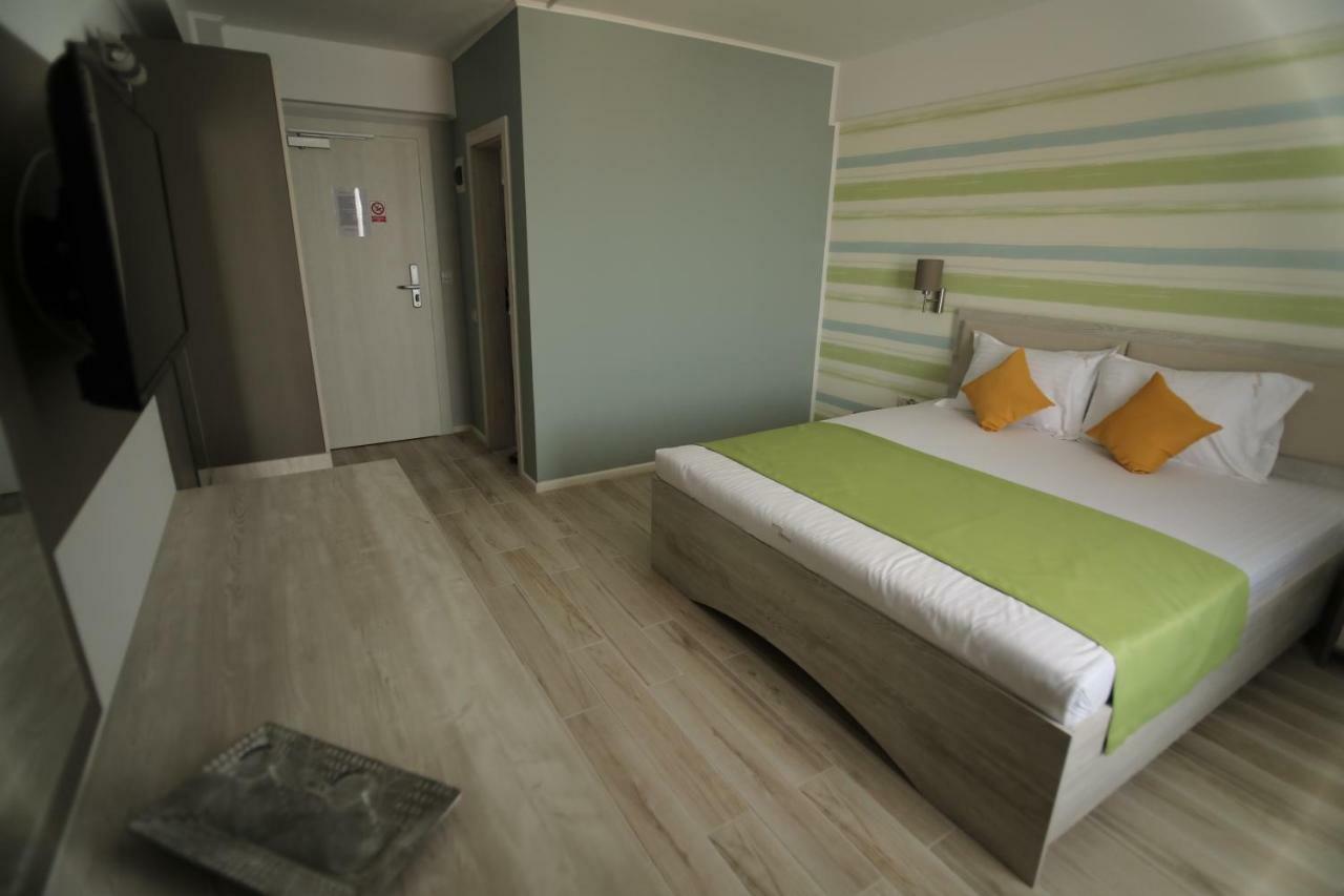 Hotel Dedal Неводарі Екстер'єр фото
