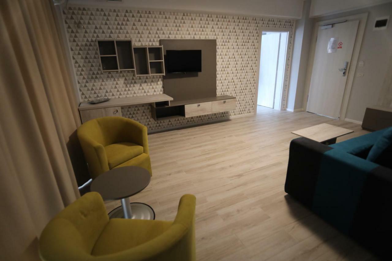 Hotel Dedal Неводарі Екстер'єр фото